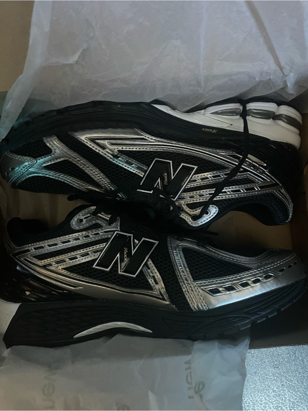 New Balance 1906R Black Metallic Silver Men’s Size 12 NWT New Shoes